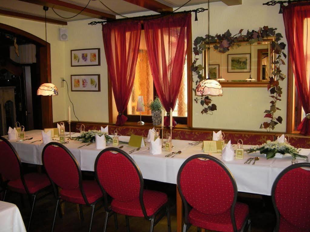 Готель Gasthaus Ochsen Muehlenbach Екстер'єр фото